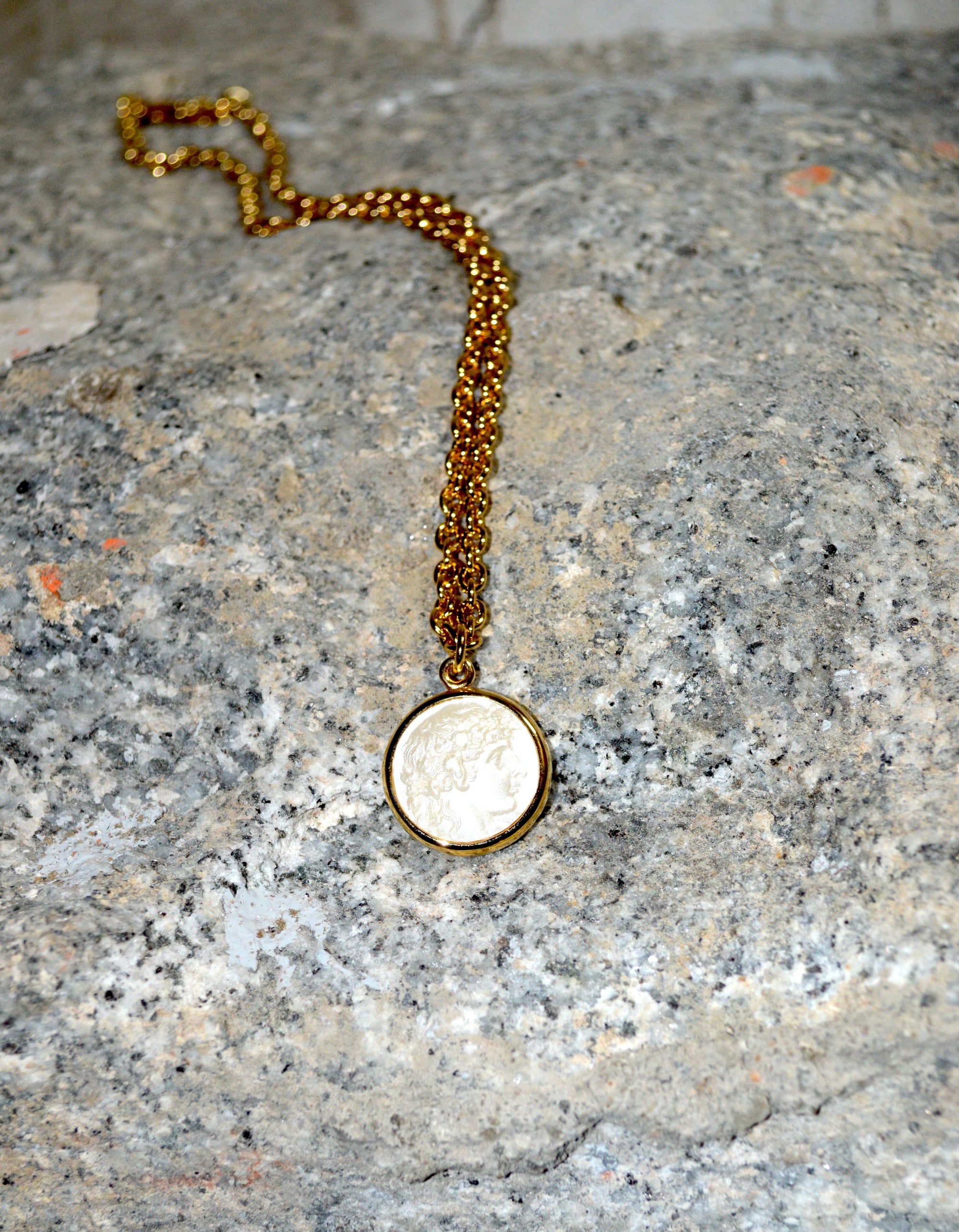 ANTINOO IMAGO IVORY